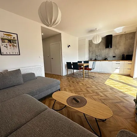 Apartament Marina *